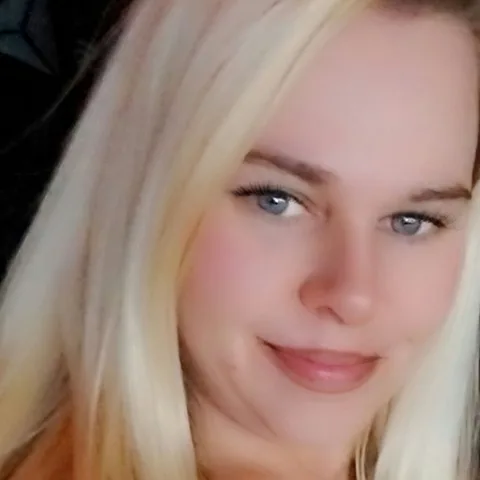 Jenni B.
